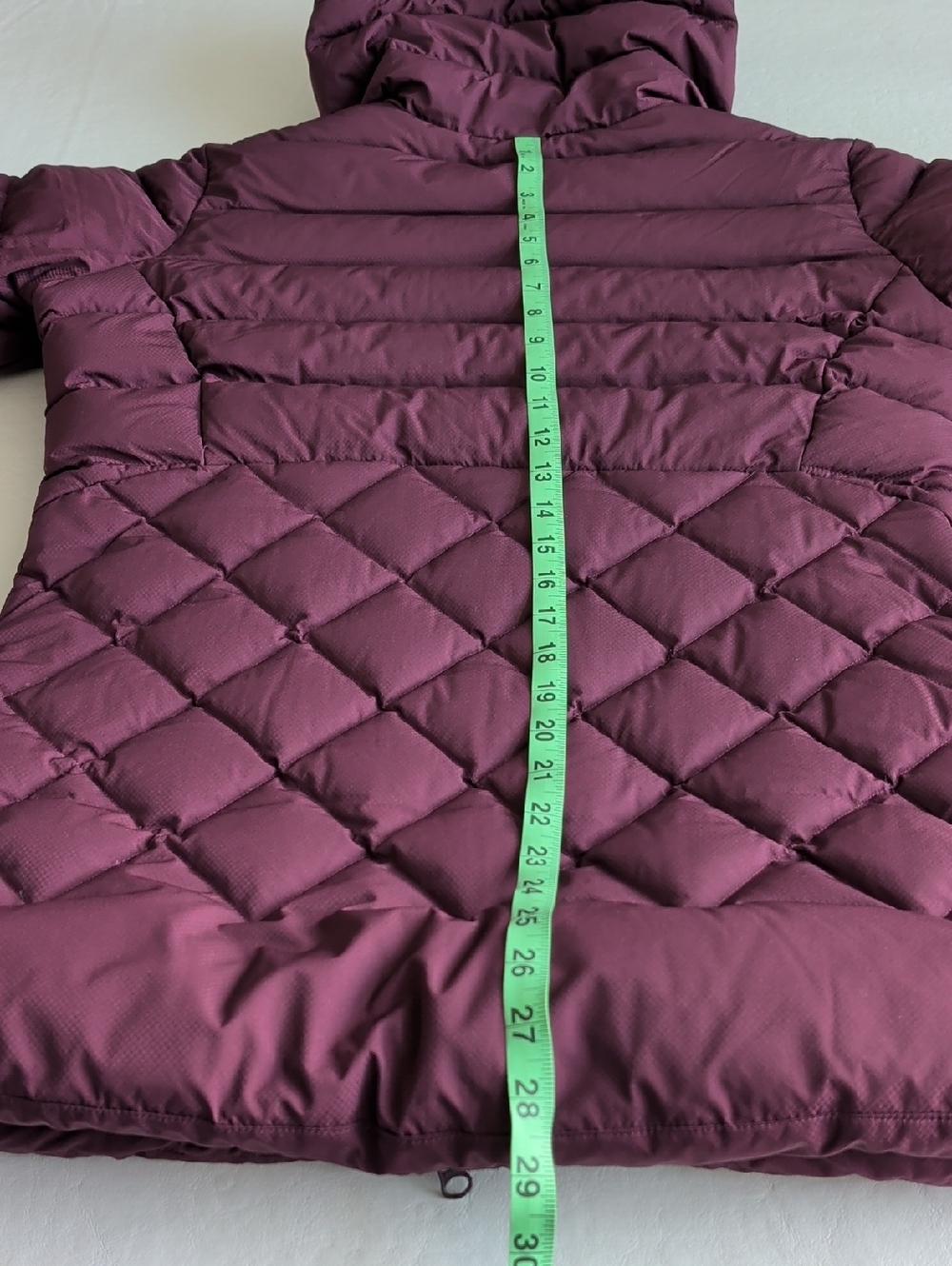 Mountain Hardwear 700 Down Purple Puffer Coat Women's Size Medium - Picture 8 of 13